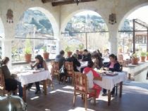 Stone House Cave Hotel